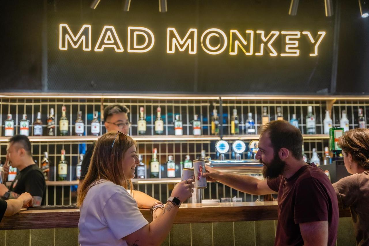Mad Monkey Hanoi Hostel Exterior photo